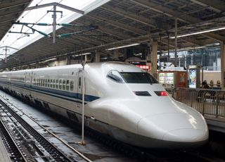 Bullet-Train (Oops! image not found)